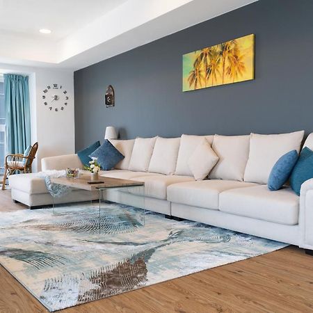 Alexandrina Hostel Dubai Ngoại thất bức ảnh