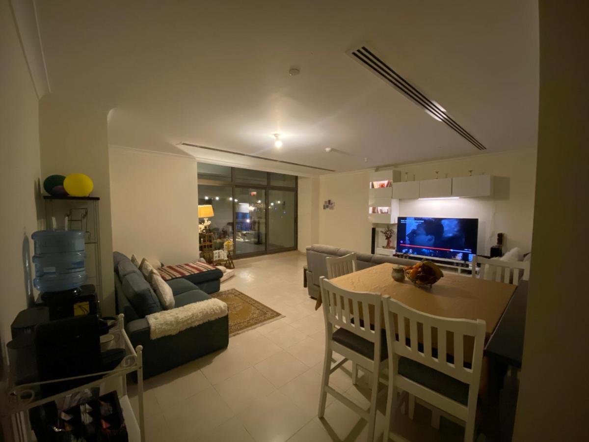 Alexandrina Hostel Dubai Ngoại thất bức ảnh
